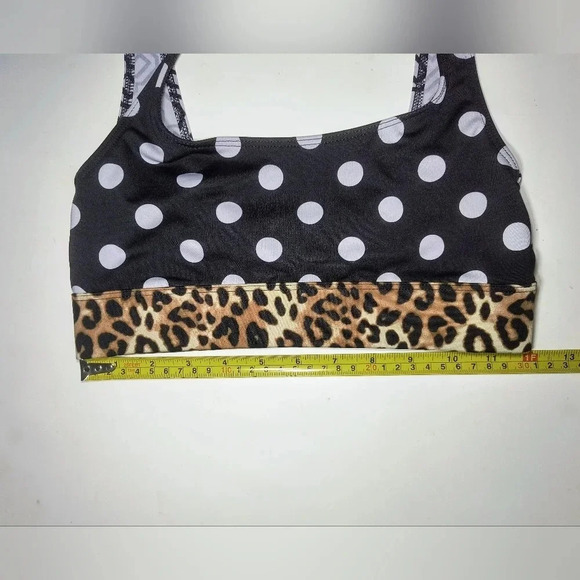PINK Victoria's Secret Ultimate Unlined Animal Print Polka Dot Sports Bra, XS - Picture 6 of 8
